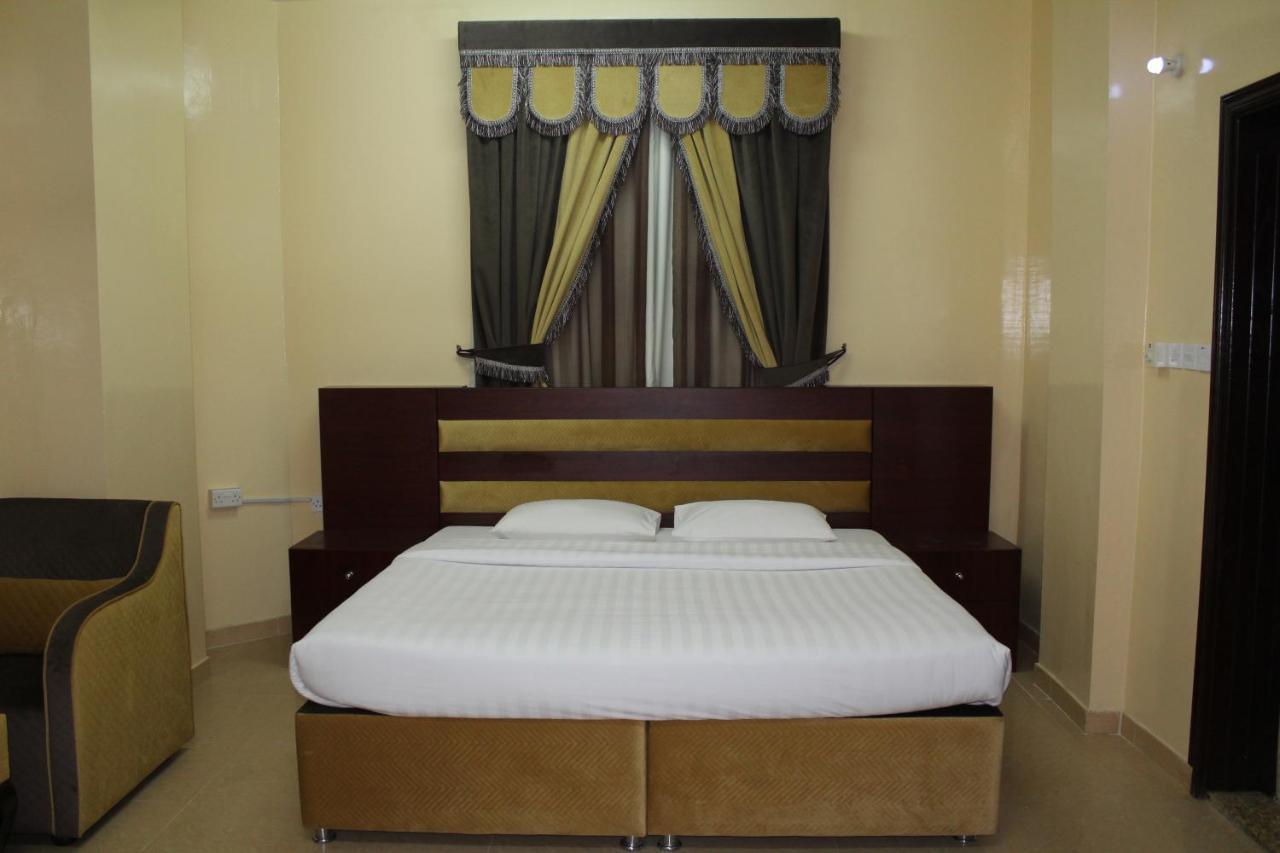 Al Aman Hotel Apartment Al Buraimi Eksteriør billede